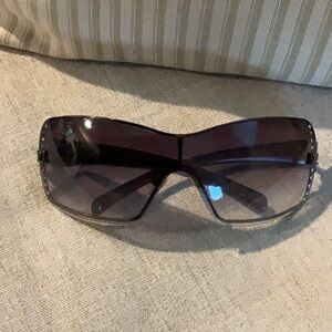 Sunglasses, Yvonne and Lorenz